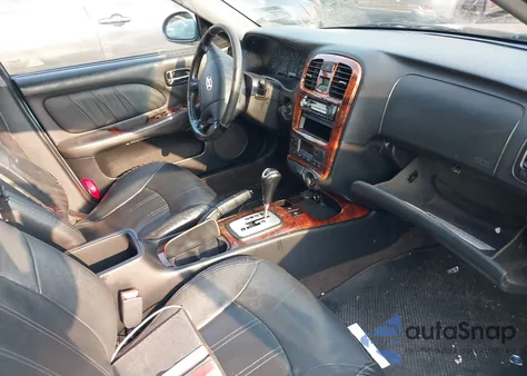 2005 Hyundai Sonata Gls/Lx from USA, damaged, VIN KMHWF35H45A158587